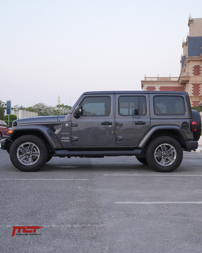 2022 Jeep Wrangler Sahara - 5