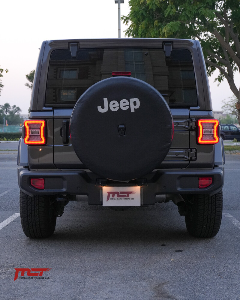 2022 Jeep Wrangler Sahara - 7
