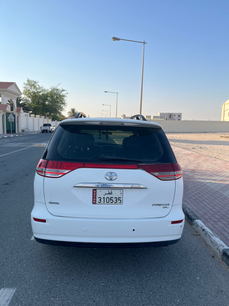 تويوتا بريفيا - 1