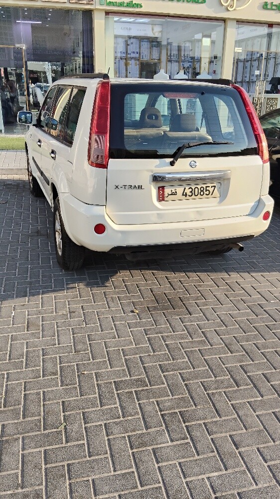 نيسان اكس تريل ٢٠١٠ - 2