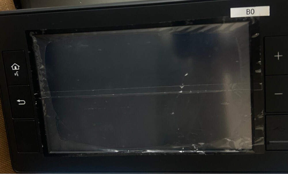 Toyota Raize original screen - 1