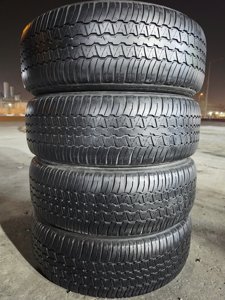 265/65/18 Dunlop Tyre Japan - 1