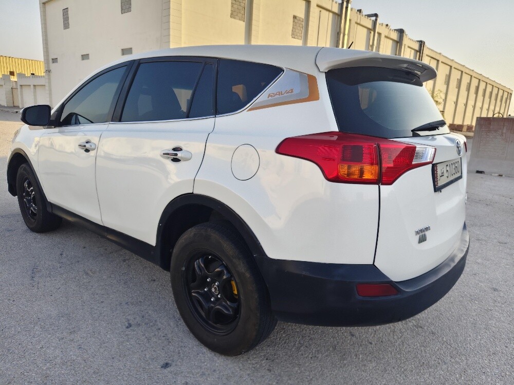 Toyota    RAV4     2015   sale - 23