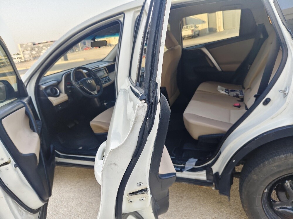 Toyota    RAV4     2015   sale - 13
