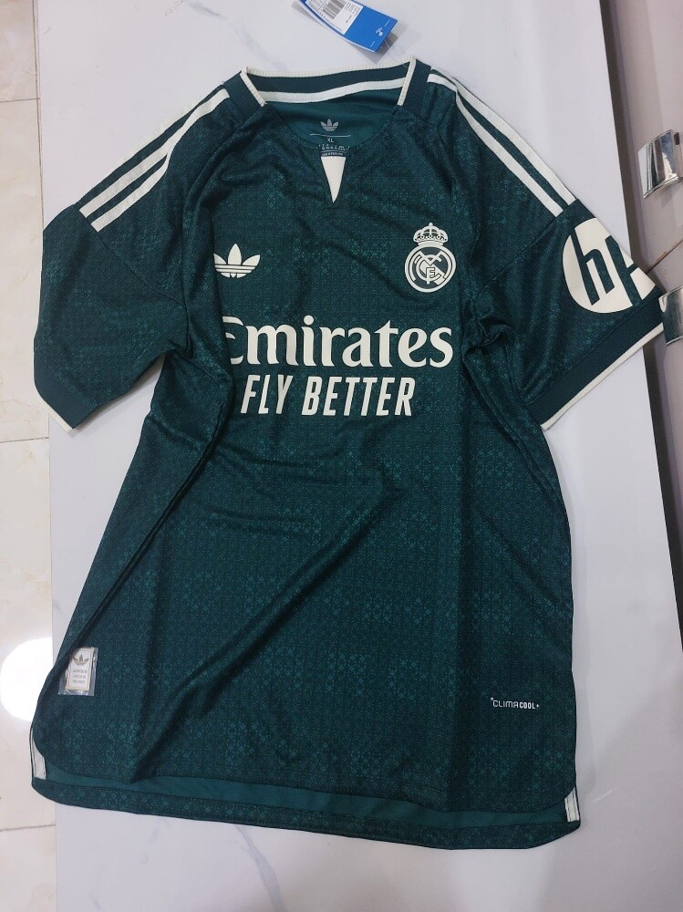 Real Madrid 2026-2027 Away Kit - 1