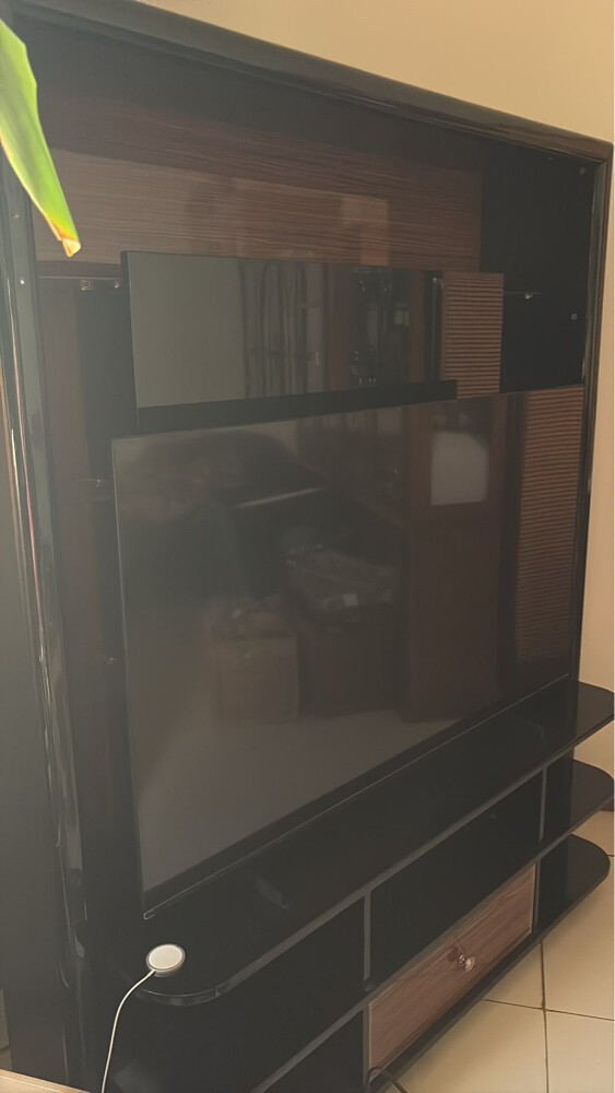 طاولة تلفاز  - 2