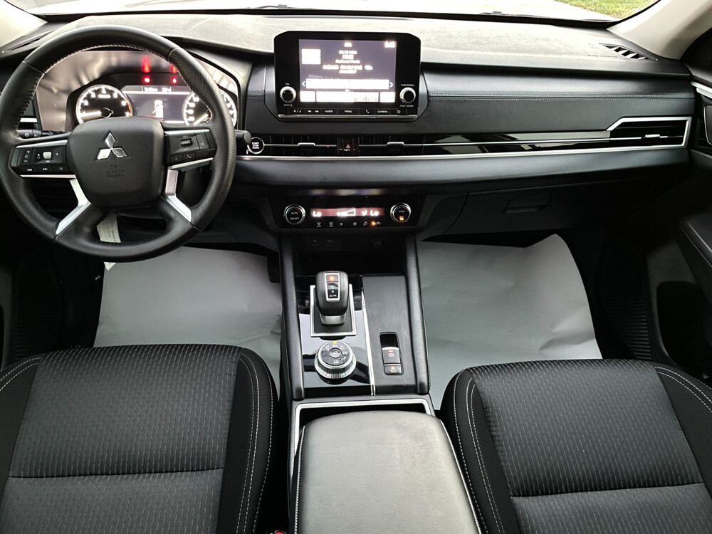 Mitsubishi Outlander 2025 - 15
