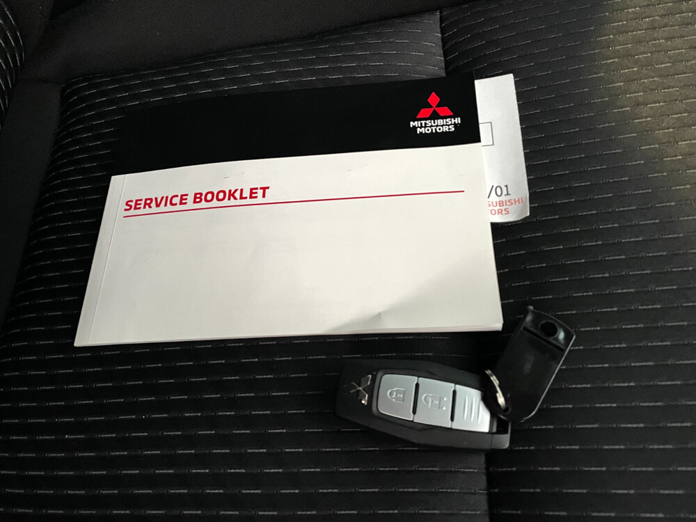 Mitsubishi Outlander 2025 - 16