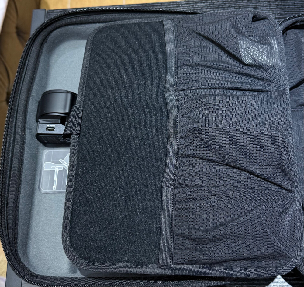 DJI RS 4 Pro Gimbal (Like New) - 7
