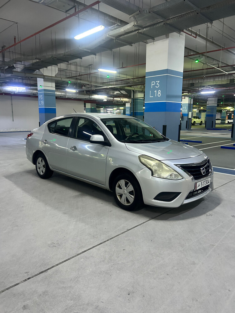 Nissan sunny 2019  - 4