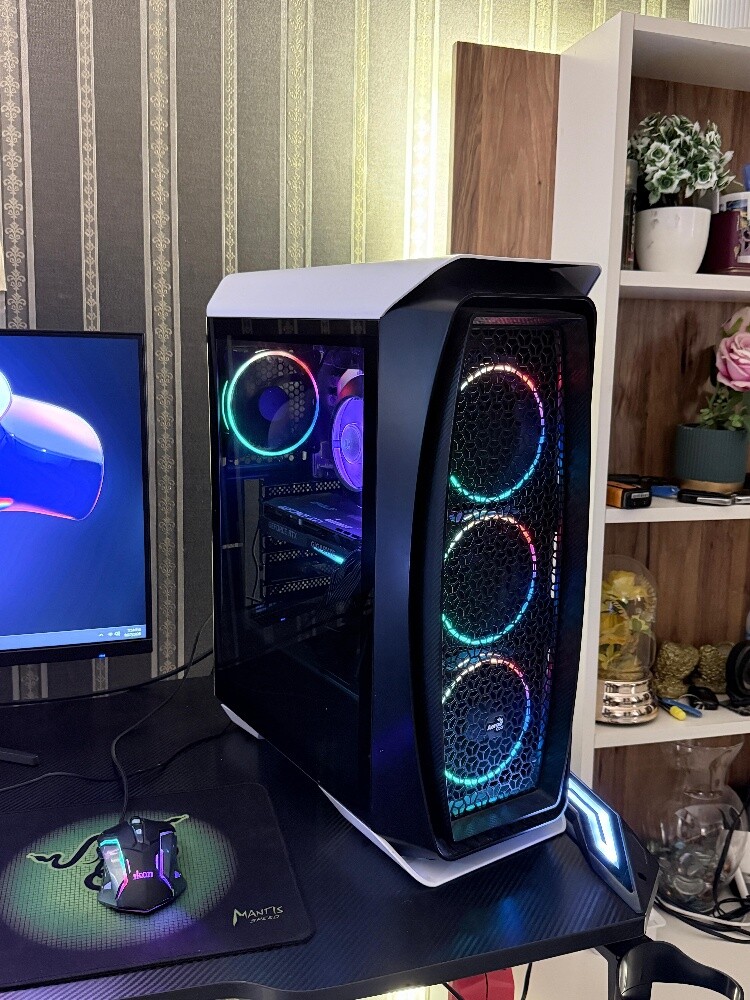 Full Gaming Setup - 4