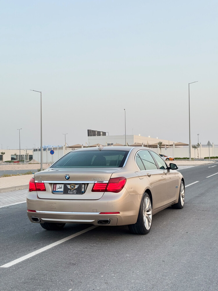 بي إم دبليو 740 ال اي - 4