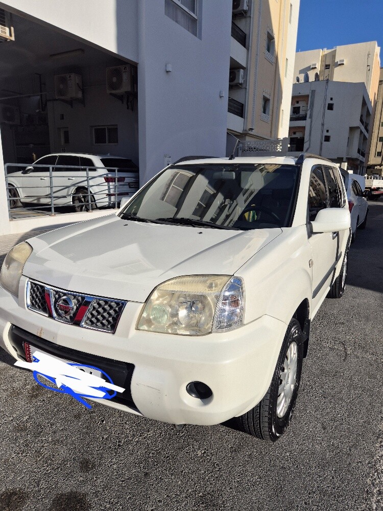 NISSAN X TRAIL - 4