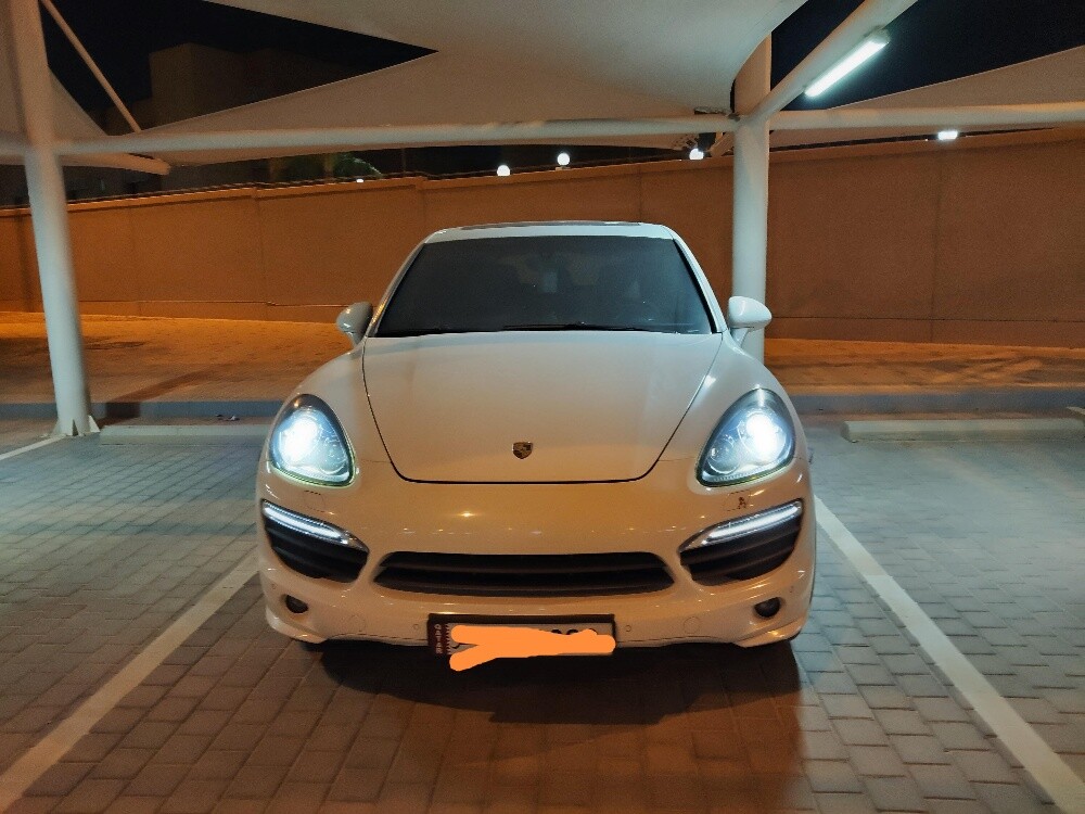 PORSCHE CAYENNE S V8 URGENT SALE - 1