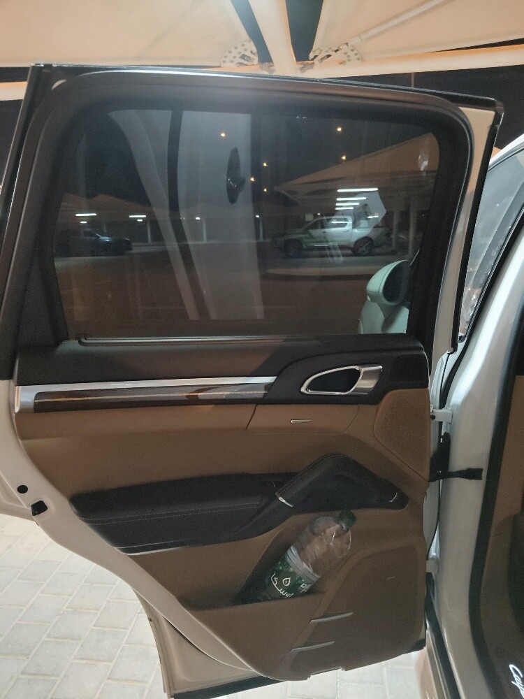 PORSCHE CAYENNE S V8 URGENT SALE - 10