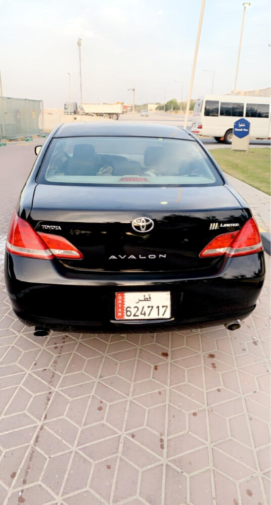 تويوتا افالون - 2