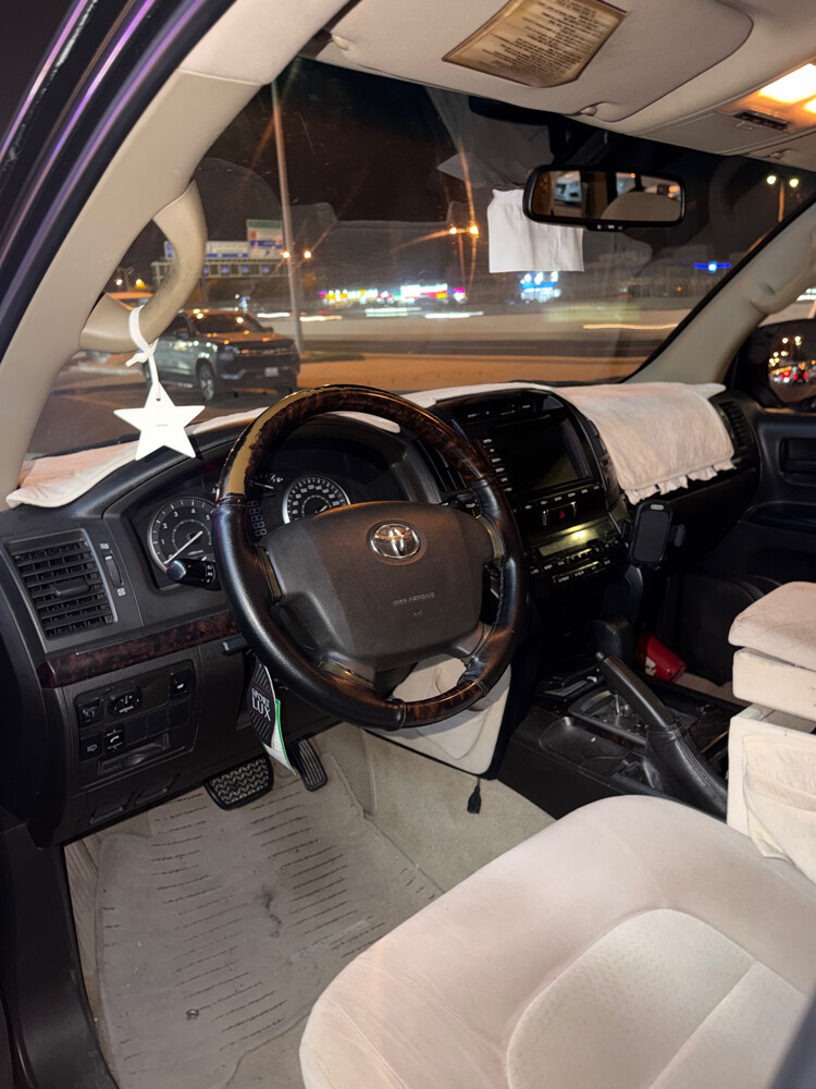 Land Cruiser GXR v6 - 6