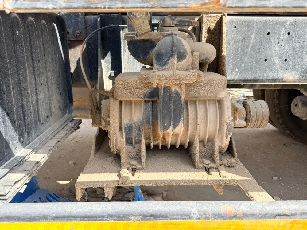 2008 model Nissan UD - 5