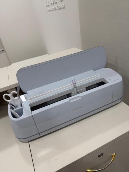 Cricut Maker 3 cutting machine - 1