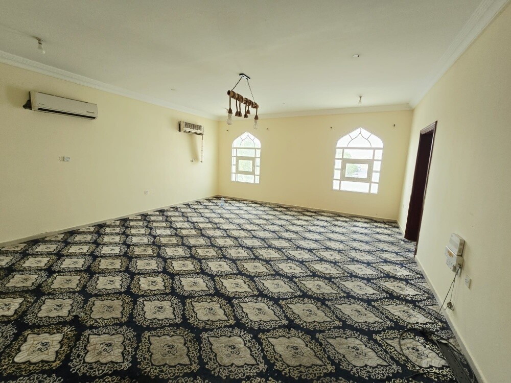 Villa for rent in Umm Abeeriyah, Um - 9