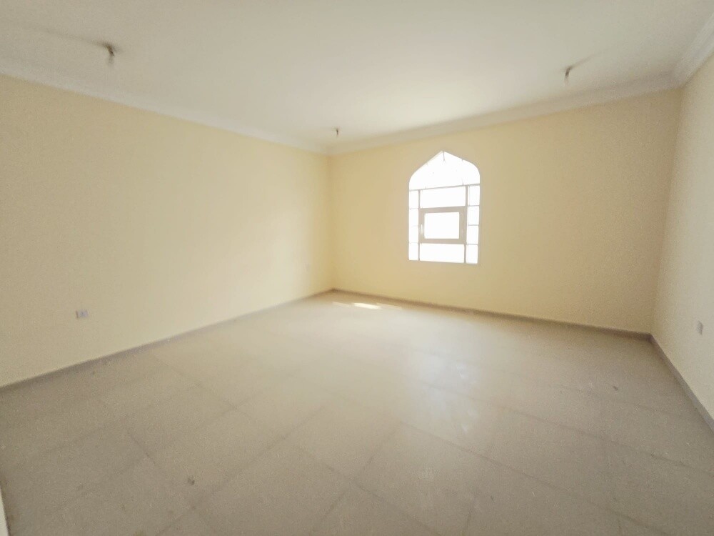 Villa for rent in Umm Abeeriyah, Um - 6