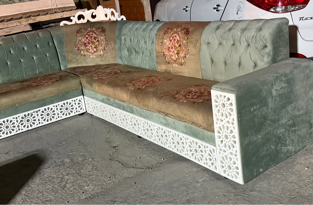 Used Sofa Set for Sale (Majlis) - 4