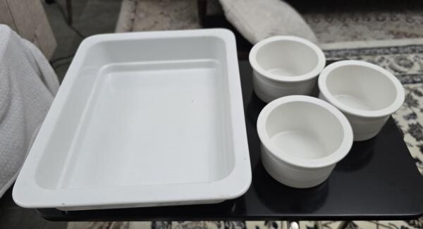 Pyrex dinner set - 4