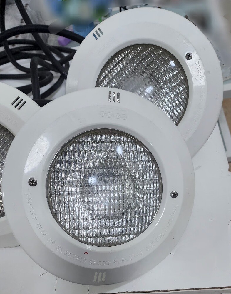 swimming pool lights - 4