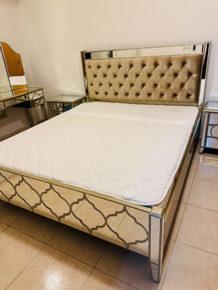 for sale king size bed set - 9