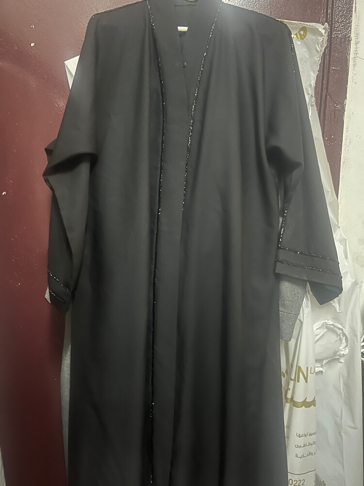 عبايات مستعملة - 1