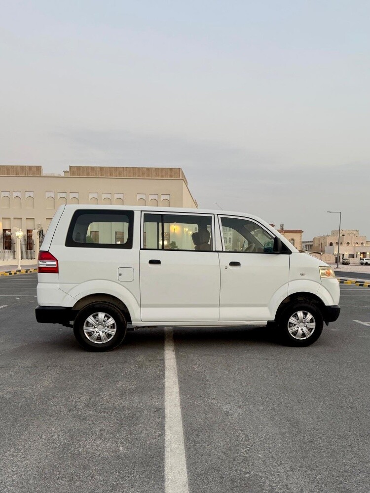 Suzuki APV - 2015 - 8 Seat - 2