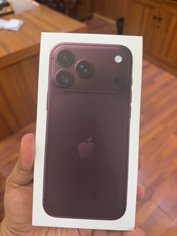 IPhone 18 Pro max 512GB -Burgundy - 1