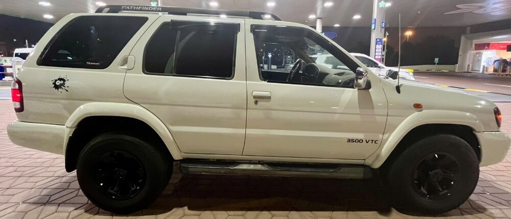 نيسان باتفندر - 1