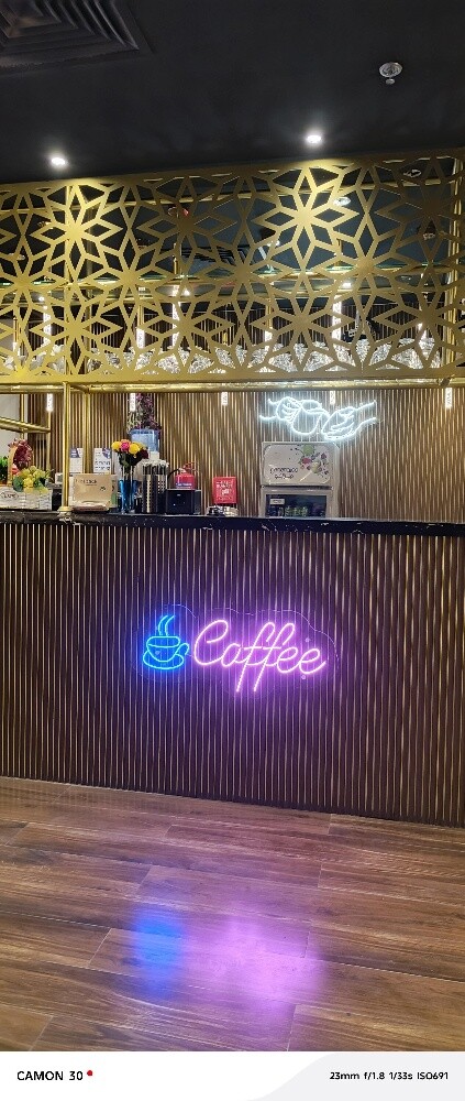 Female baristas - 1