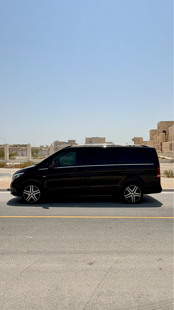 Mercedes Luxury Van V250-2017 - 2