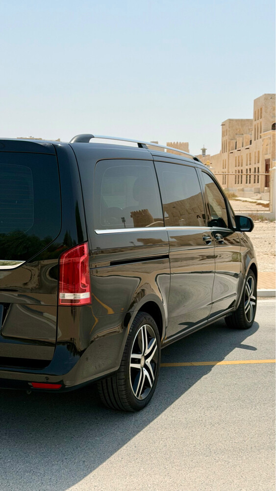 Mercedes Luxury Van V250-2017 - 4