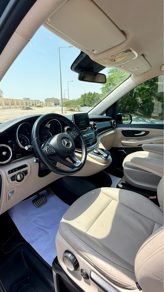 Mercedes Luxury Van V250-2017 - 5