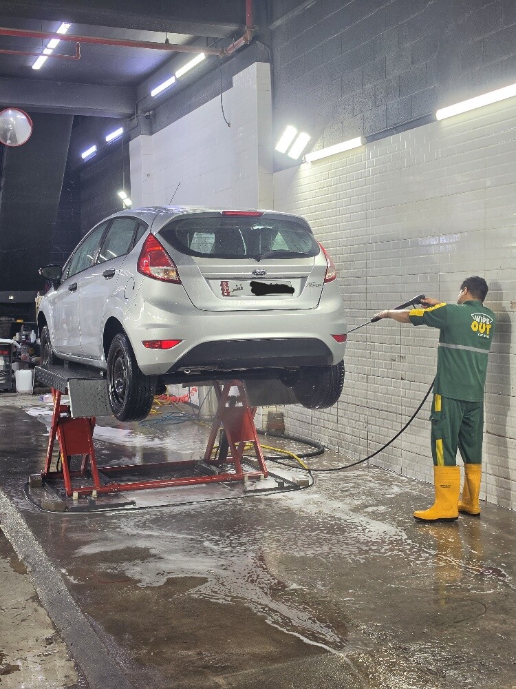فورد فيستا ٢٠١٤ اول تسجيل ٢٠١٩ - 4