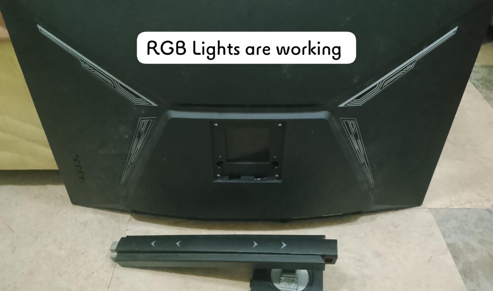 broken 32 inch gaming monitor QHD - 2