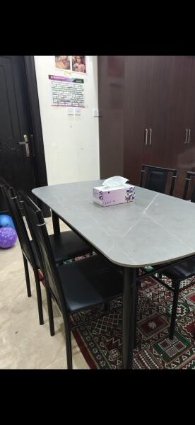 طاولة طعام مع 4 كراس خيار ممتا - 1