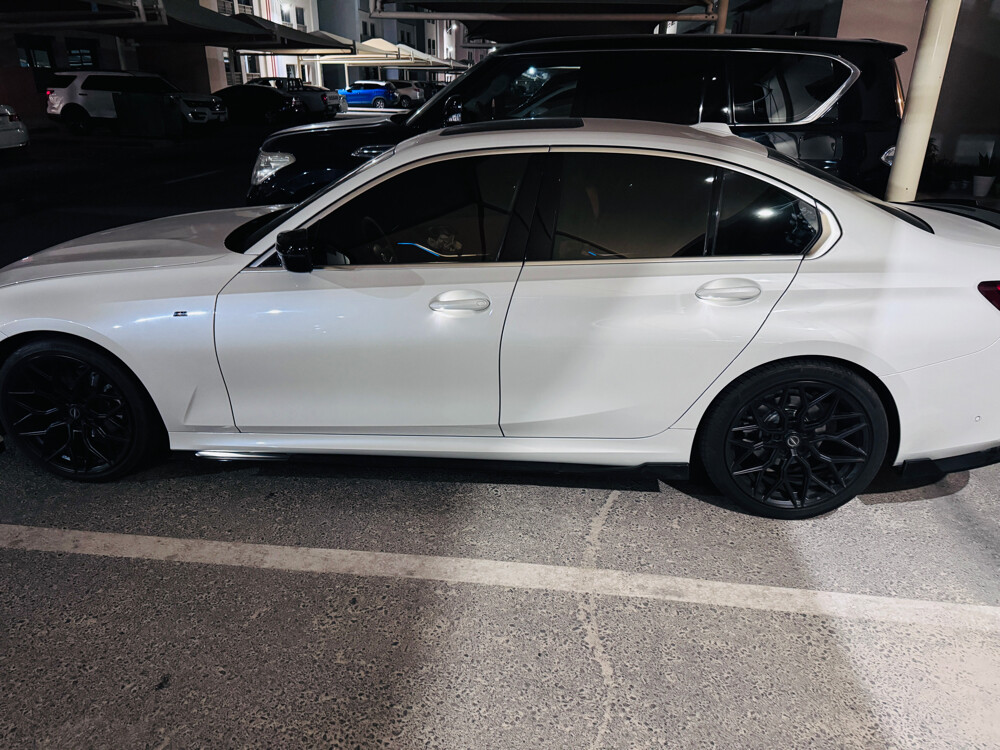 bmw 320i msport lci - 4