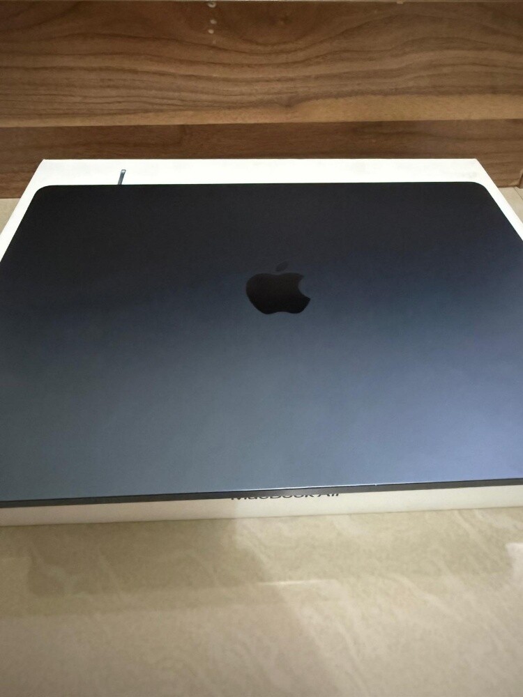 Macbook Air M3 Full Box - 4