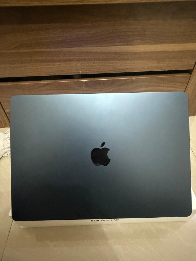 Macbook Air M3 Full Box - 3