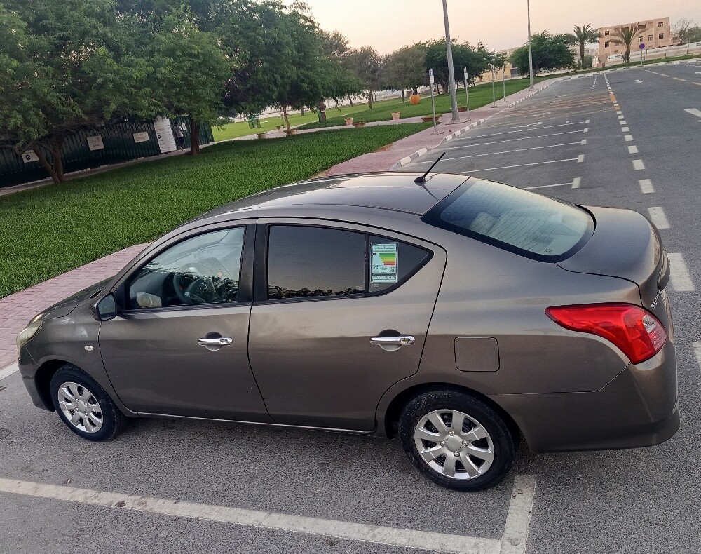 NISSAN SUNNY  2019 - 4