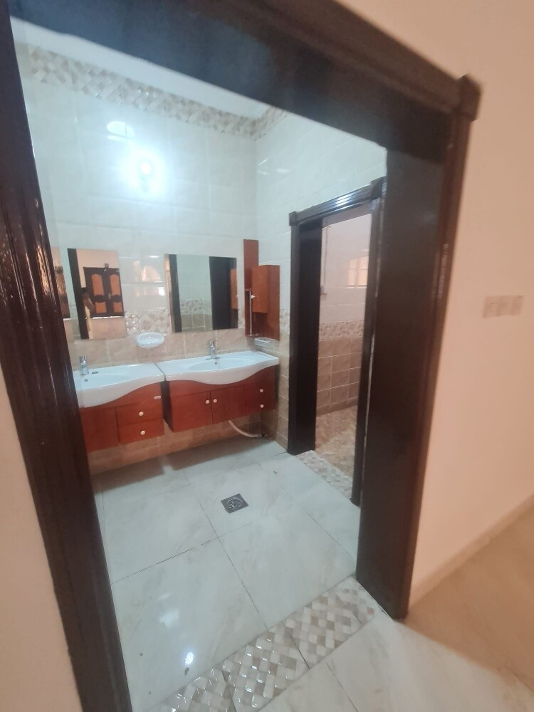 مجدده بالكامل بموقع مميز جدا - 4