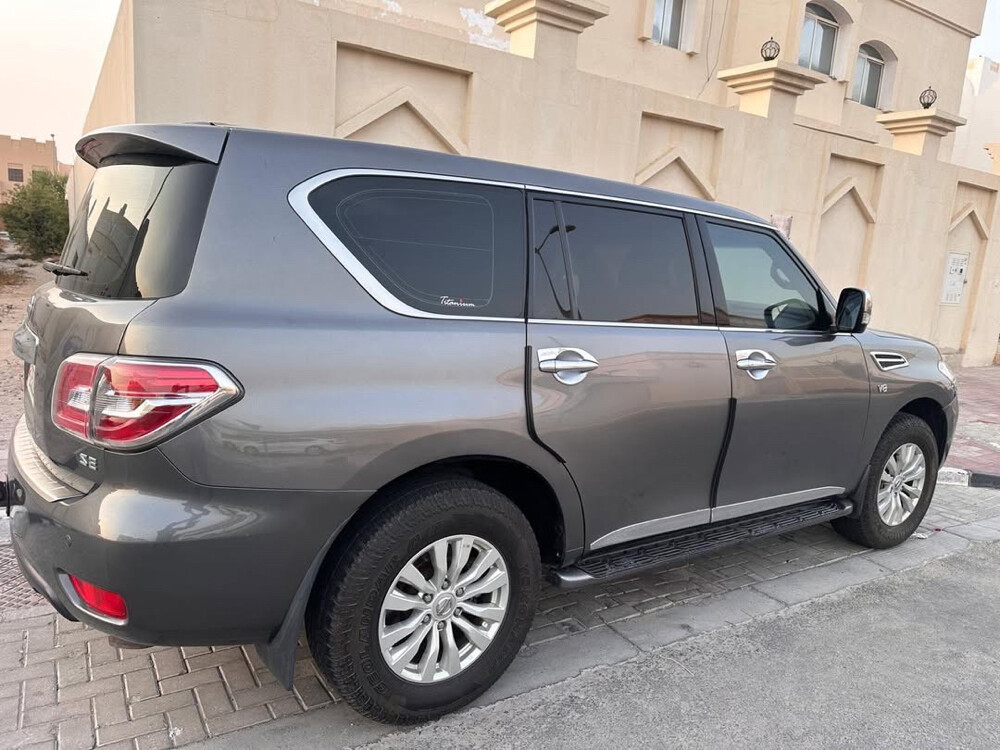 nissan patrol 2014 - 1