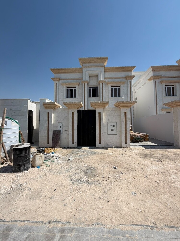 للبيع فيلا بمدينة خليفة الجنوبية - 2