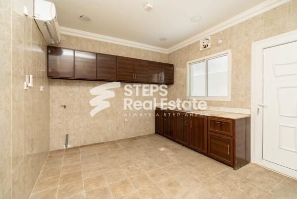 Compound Villa in Al Sakhama - 6
