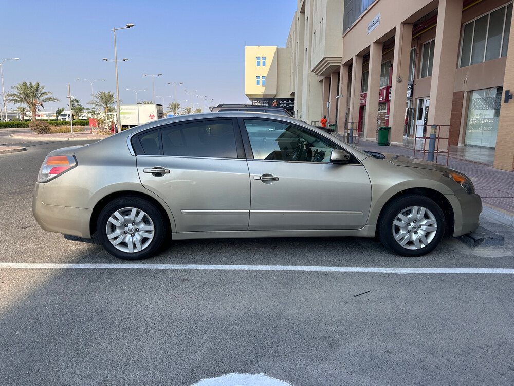 Nissan Altima 2.5s 2009 model - 3