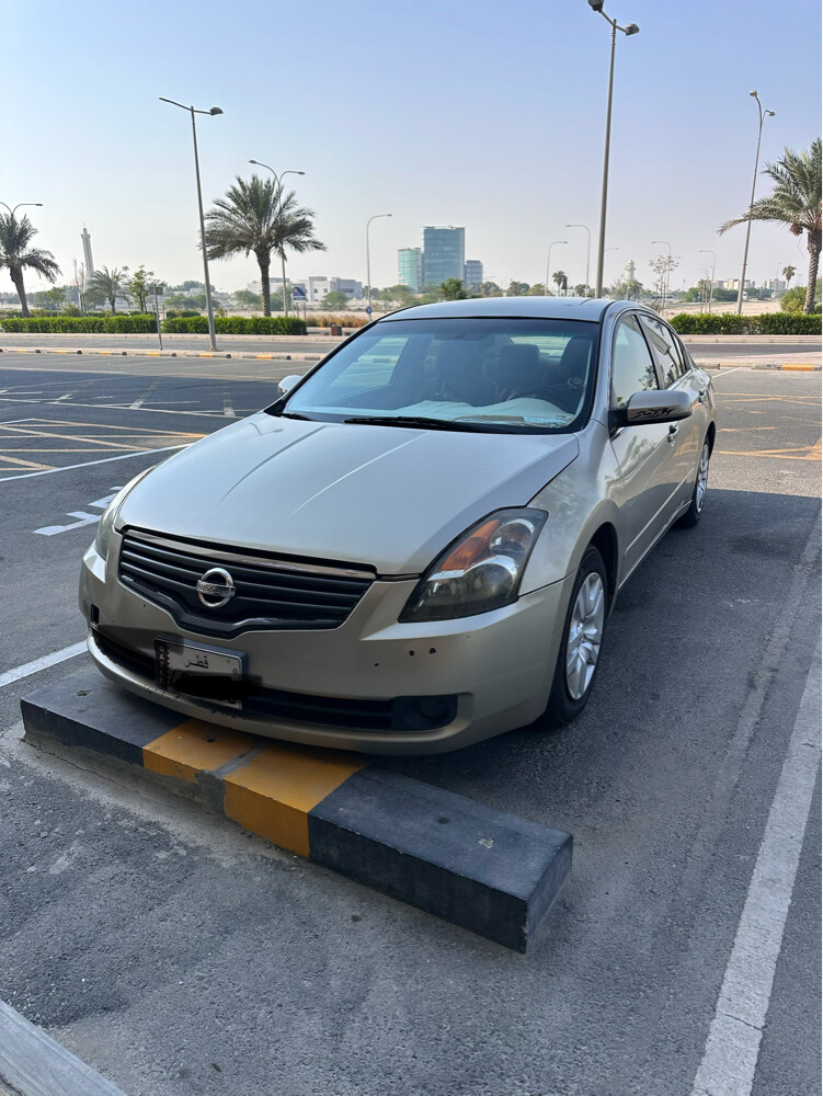 Nissan Altima 2.5s 2009 model - 1